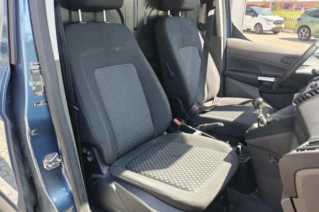 Ford Transit Connect (2023) thumbnail 5