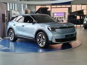 Ford Explorer (2026) thumbnail 3