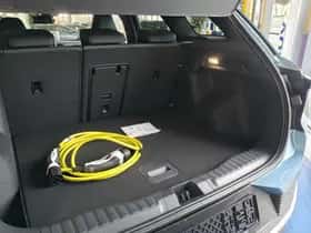 Ford Explorer (2026) thumbnail 9