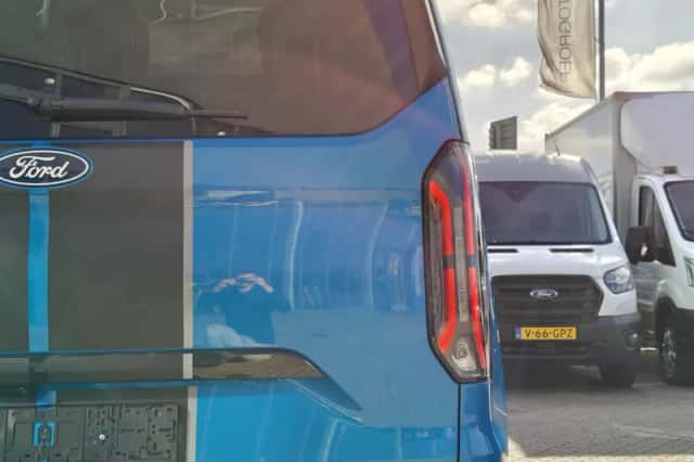 Ford Tourneo Custom (2025) thumbnail 16