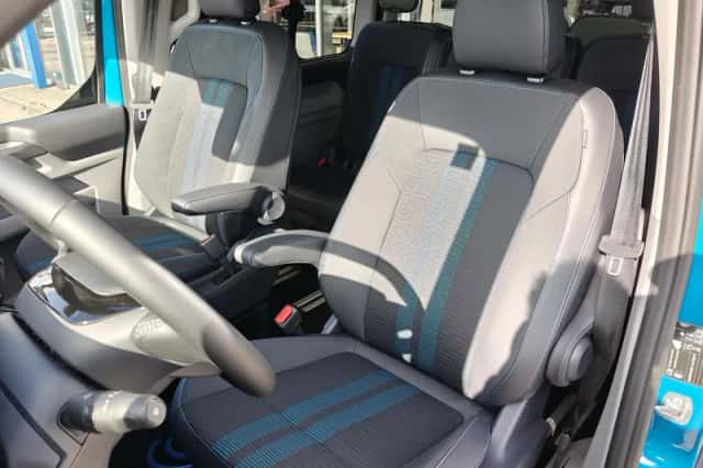 Ford Tourneo Custom (2025) thumbnail 20