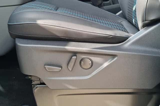Ford Tourneo Custom (2025) thumbnail 21