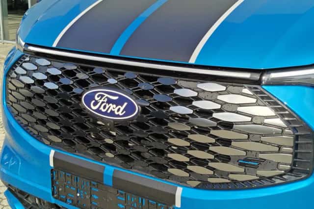 Ford Tourneo Custom (2025) thumbnail 5