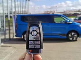 Ford Tourneo Custom (2025) thumbnail 9