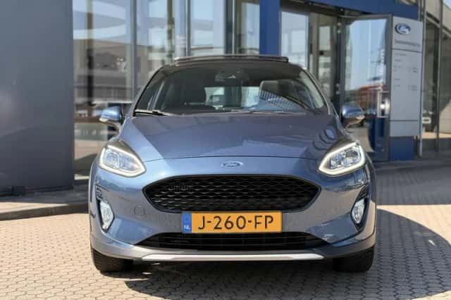 Ford Fiesta (2020) thumbnail 4