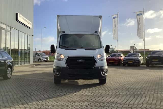Ford Transit (2025) thumbnail 6