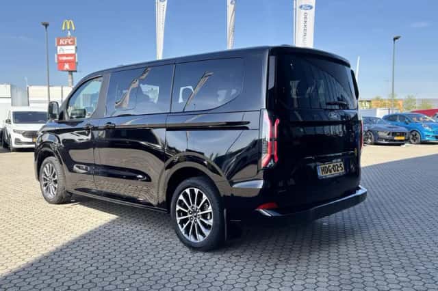 Ford Tourneo Custom (2024) thumbnail 5