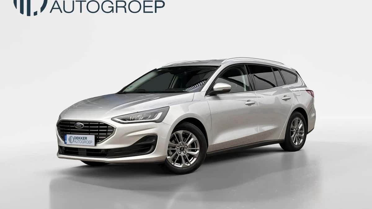 Ford Focus (2023) — foto 1