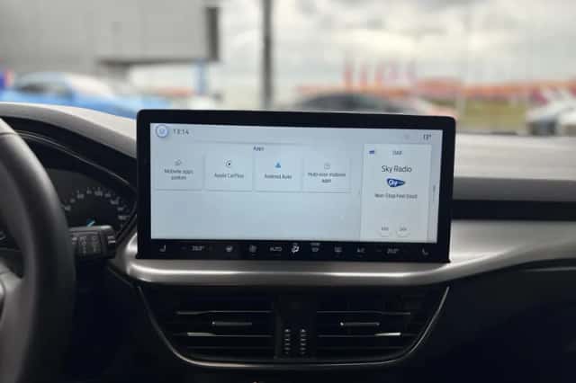 Ford Focus (2023) thumbnail 24