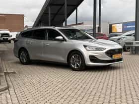 Ford Focus (2023) thumbnail 4
