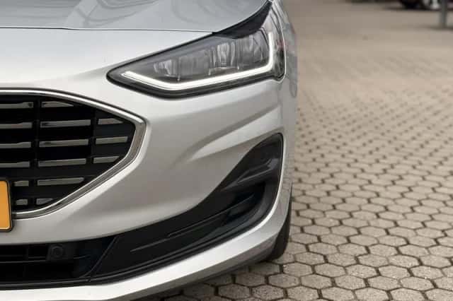 Ford Focus (2023) thumbnail 6