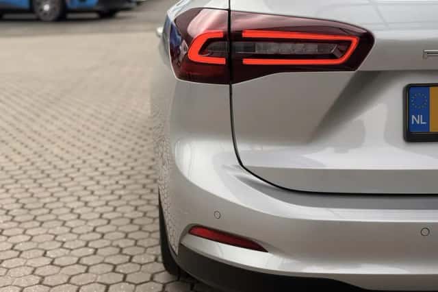 Ford Focus (2023) thumbnail 7