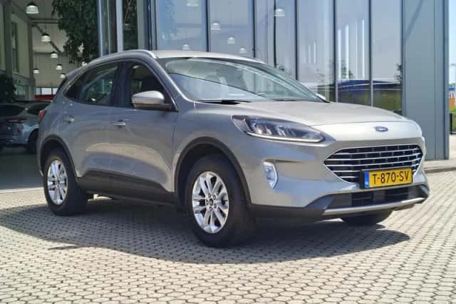 Ford Kuga (2023) thumbnail 6