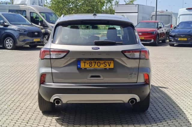 Ford Kuga (2023) thumbnail 8