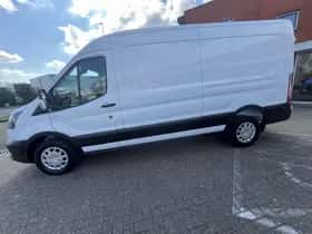 Ford Transit (2024) thumbnail 4