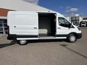 Ford Transit (2024) thumbnail 10