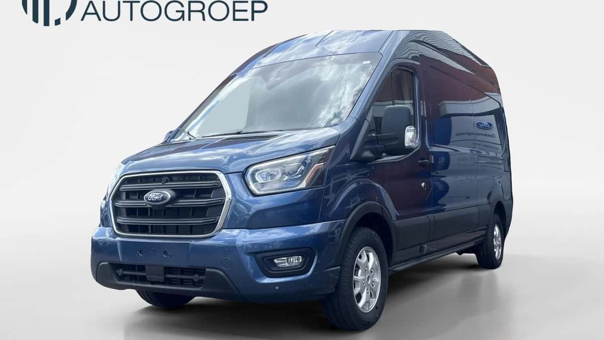 Ford Transit (2024) — foto 1