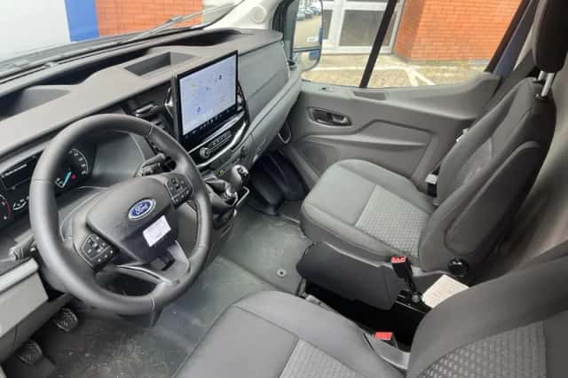 Ford Transit (2024) thumbnail 13