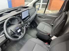 Ford Transit (2024) thumbnail 13
