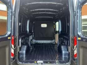 Ford Transit (2024) thumbnail 8