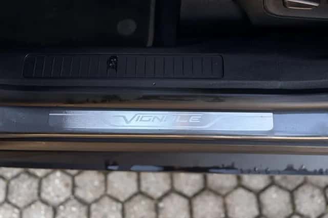 Ford Kuga (2023) thumbnail 12