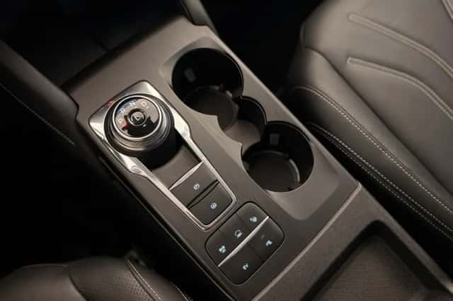 Ford Kuga (2023) thumbnail 13