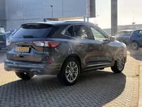 Ford Kuga (2023) thumbnail 3