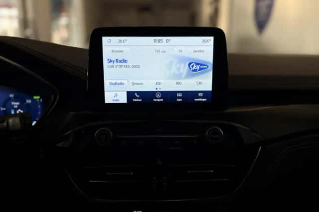 Ford Kuga (2023) thumbnail 22