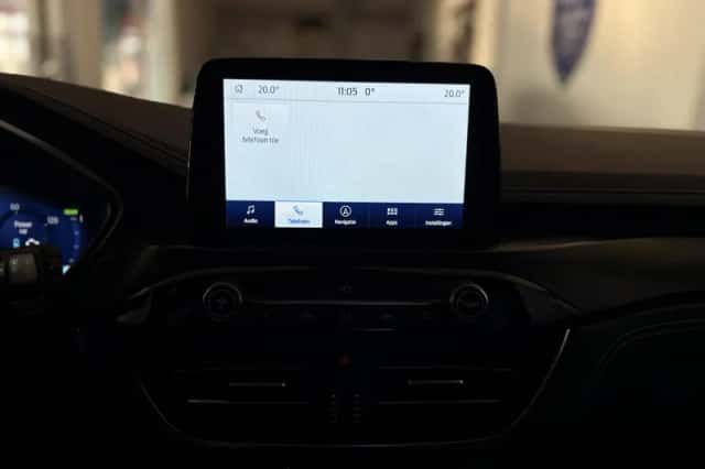 Ford Kuga (2023) thumbnail 23