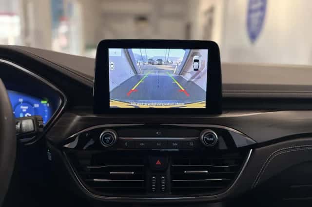 Ford Kuga (2023) thumbnail 27