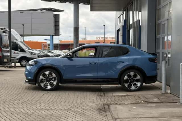Ford Capri (2026) thumbnail 10