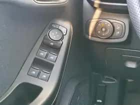 Ford Fiesta (2023) thumbnail 28