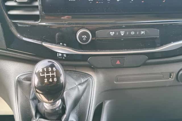 Ford Transit (2024) thumbnail 23