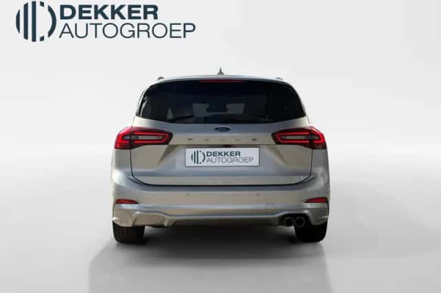 Ford Focus (2024) thumbnail 5