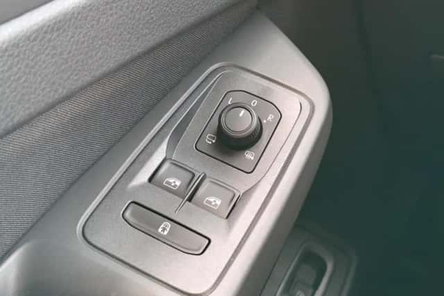 Ford Tourneo Connect (2025) thumbnail 30