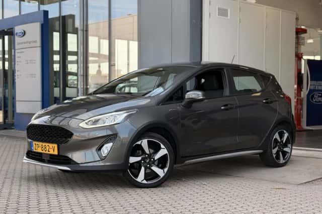 Ford Fiesta (2019) thumbnail 2