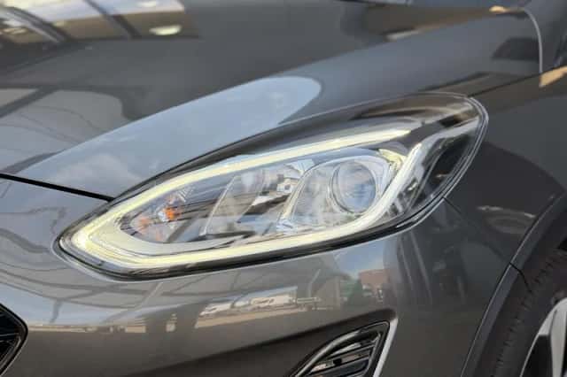 Ford Fiesta (2019) thumbnail 3