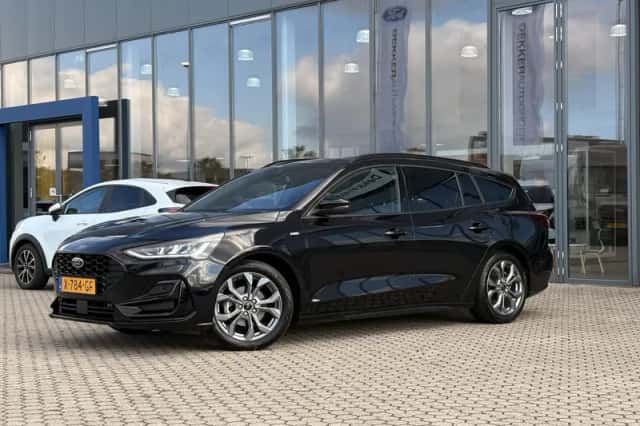 Ford Focus (2023) thumbnail 2