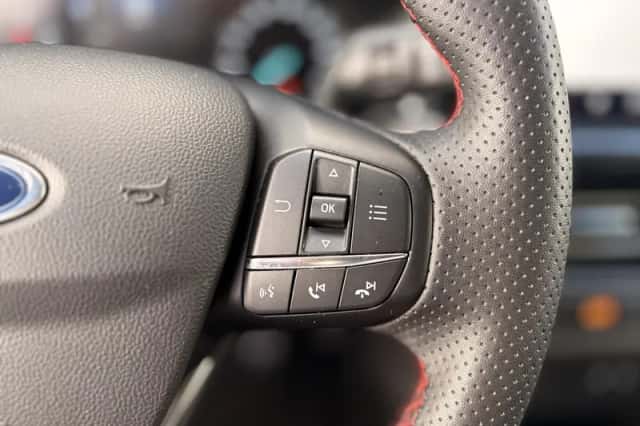 Ford Focus (2023) thumbnail 16