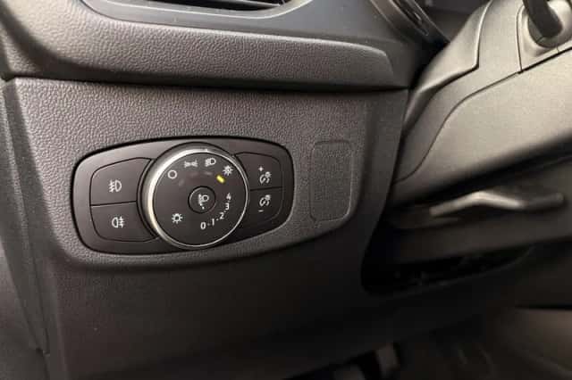 Ford Focus (2023) thumbnail 19