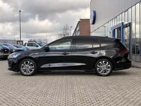 Ford Focus (2023) thumbnail 5