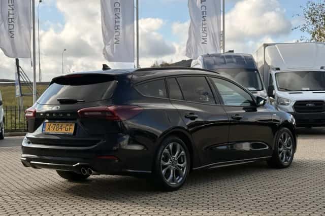 Ford Focus (2023) thumbnail 7