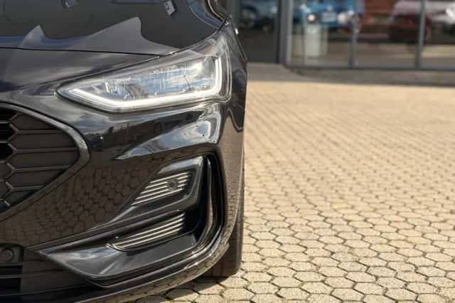 Ford Focus (2023) thumbnail 9