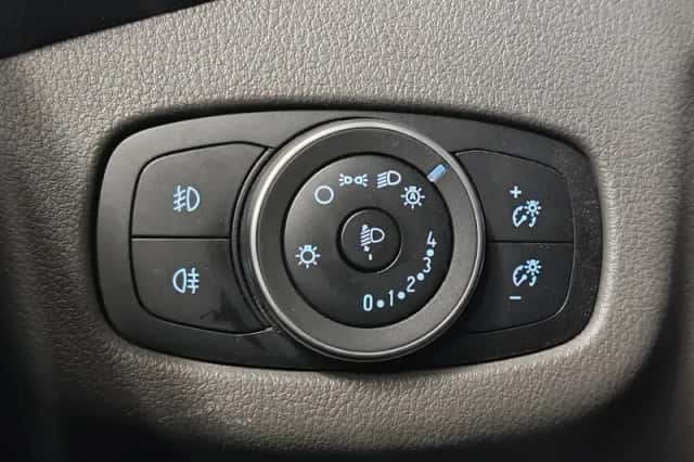 Ford Transit Connect (2022) thumbnail 17