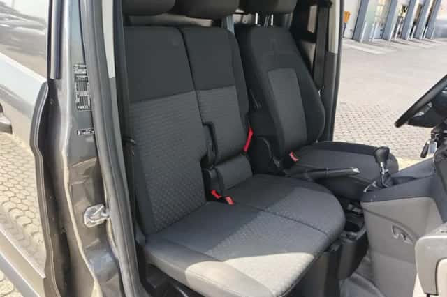 Ford Transit Connect (2022) thumbnail 25