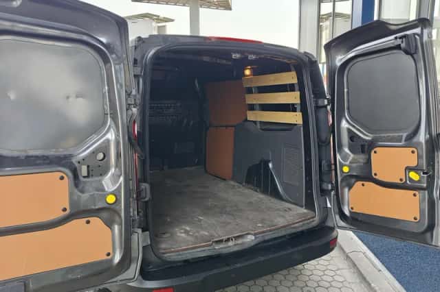 Ford Transit Connect (2022) thumbnail 9