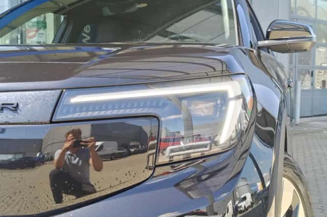 Ford Explorer (2024) thumbnail 4
