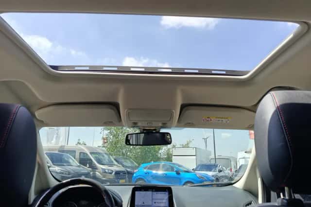 Ford EcoSport (2018) thumbnail 28