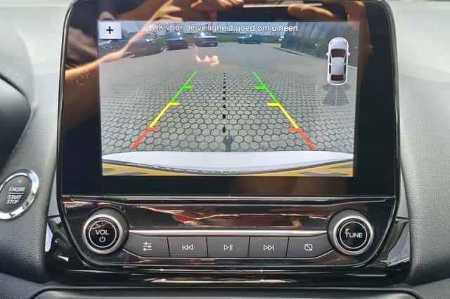 Ford EcoSport (2018) thumbnail 32