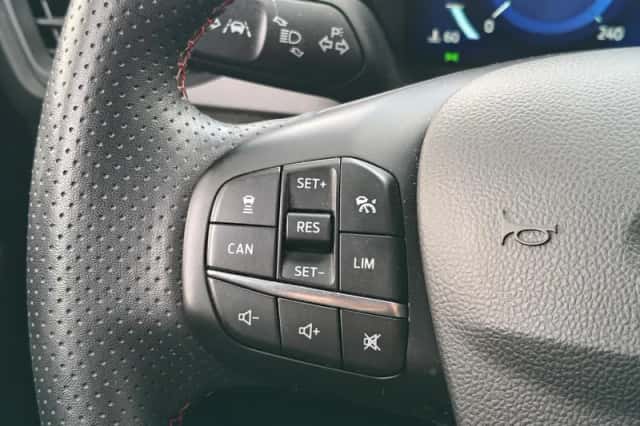 Ford Focus (2024) thumbnail 21